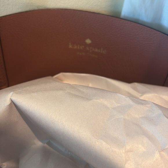 Kate Spade    Tote   Pink, multi color, leather inside and out  abstract floral - Picture 10 of 17